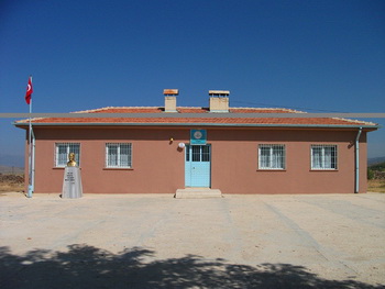 Yesemek İlköğretim Okulu - İslahiye - Gaziantep
